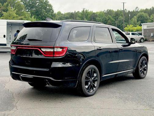 DB Black Clearcoat 2023 Dodge Durango R/T Plus AWD