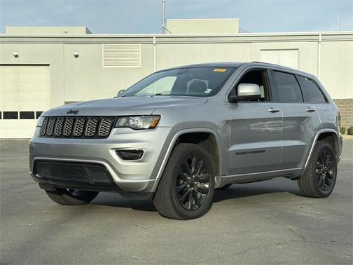 2017 Jeep Grand Cherokee Altitude