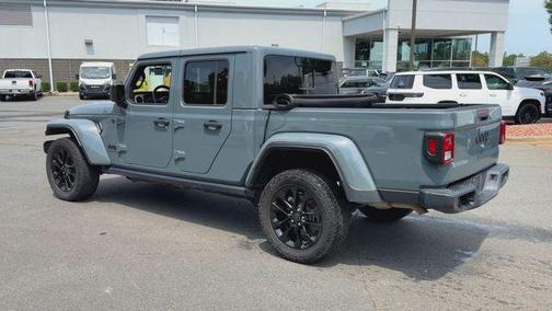 Anvil Clear Coat 2024 Jeep Gladiator Nighthawk