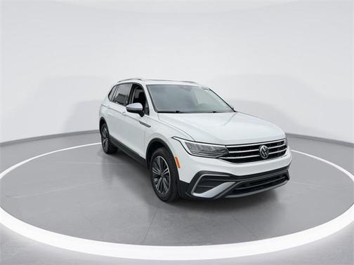2024 Volkswagen Tiguan 2.0T Wolfsburg Edition