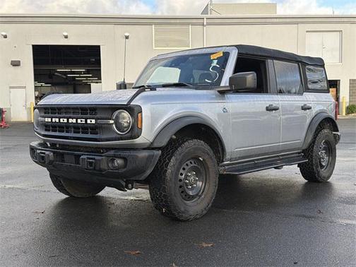 2023 Ford Bronco Black Diamond