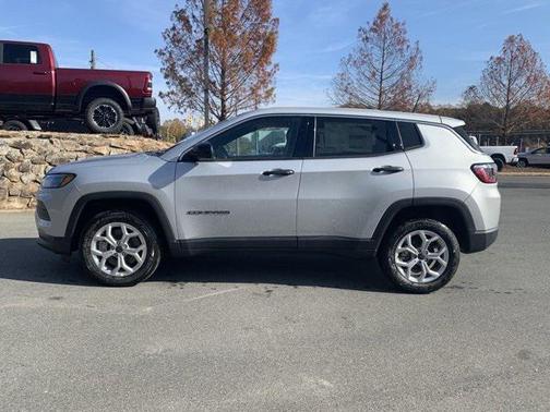 2025 Jeep Compass Sport