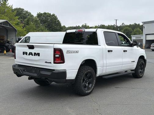 Bright White Clearcoat 2025 RAM 1500 Warlock Crew Cab 4x4 5'7' Box