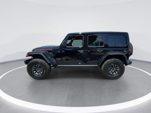 Black Clearcoat 2026 Jeep Wrangler Rubicon