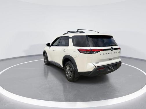 2024 Nissan Pathfinder SV 4WD