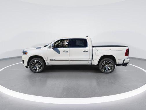 Ivory White Tri-Coat Pearlcoat 2027 RAM 1500 ST