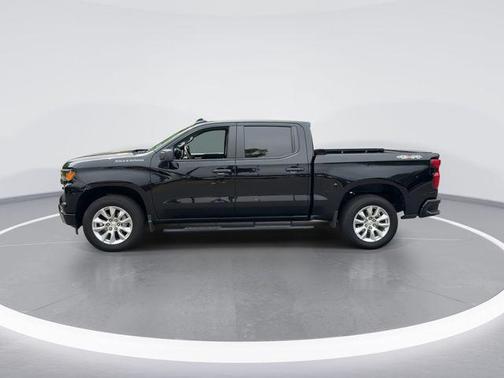Black 2025 Chevrolet Silverado 1500 Custom