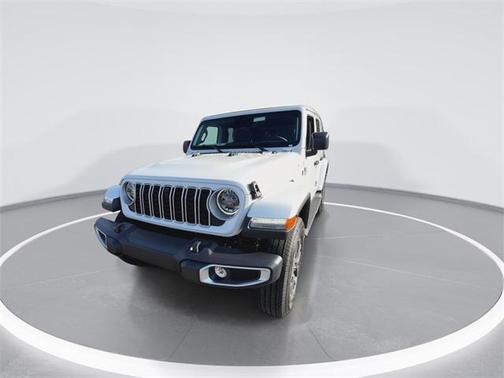 2026 Jeep Wrangler 4-Door Sahara 4x4