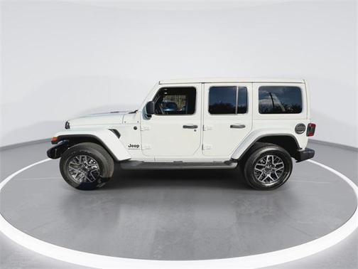 2026 Jeep Wrangler 4-Door Sahara 4x4