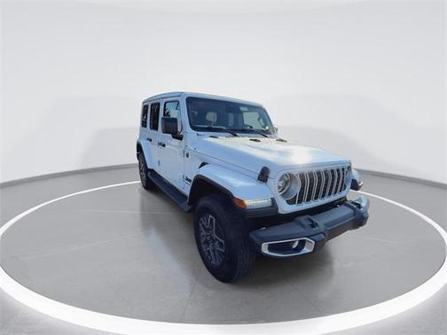 2026 Jeep Wrangler 4-Door Sahara 4x4