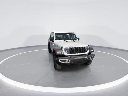 Bright White Clearcoat 2026 Jeep Gladiator Sport