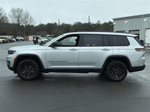 2024 Jeep Grand Cherokee L Altitude