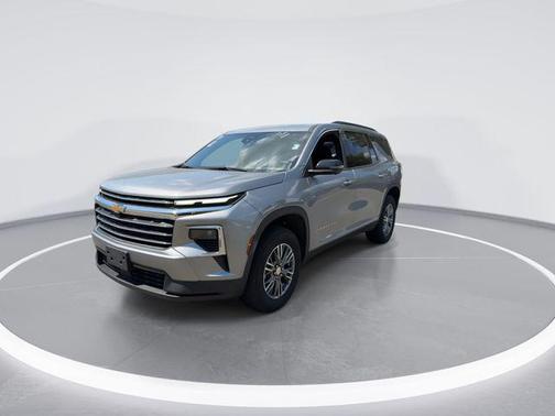 Sterling Gray Metallic 2024 Chevrolet Traverse LT