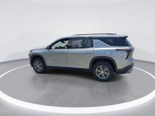 Sterling Gray Metallic 2024 Chevrolet Traverse LT