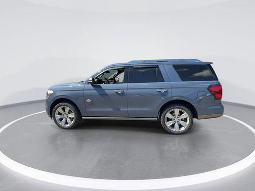 Infinite Blue Metallic Tinted Clearcoat 2022 Ford Expedition King Ranch