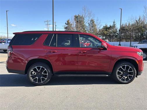 2023 Chevrolet Tahoe 4WD RST