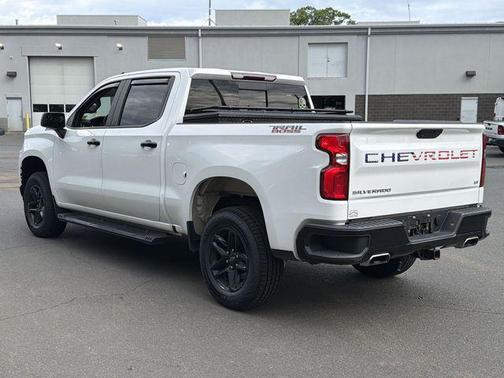 Summit White 2021 Chevrolet Silverado 1500 LT Trail Boss