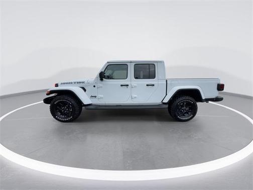 2025 Jeep Gladiator High Tide