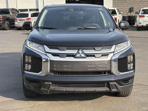 Labrador Black Pearl 2025 Mitsubishi Outlander Sport