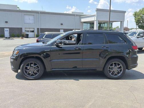Diamond Black Crystal Pearlcoat 2020 Jeep Grand Cherokee Limited X