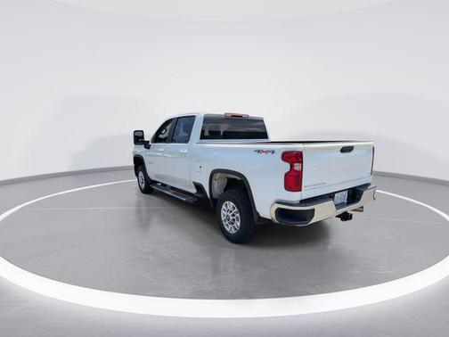 Summit White 2025 Chevrolet Silverado 2500 LT