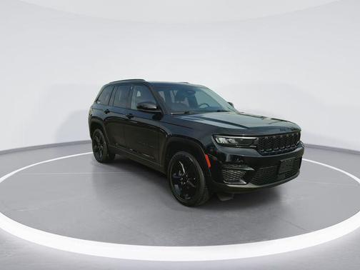 2023 Jeep Grand Cherokee Altitude