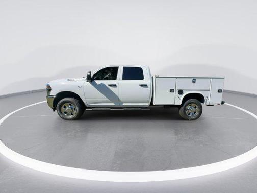 Bright White Clearcoat 2027 RAM 2500 Tradesman