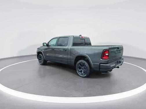 Granite Crystal Metallic Clearcoat 2026 RAM 1500 Big Horn/Lone Star