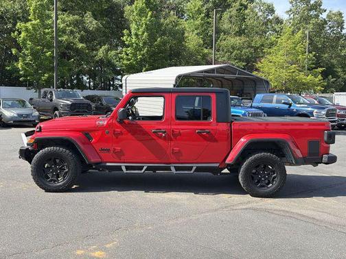 Firecracker Red Clearcoat 2022 Jeep Gladiator Sport S