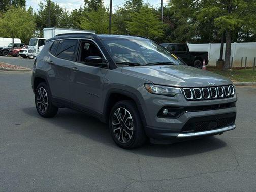 Sting-Gray Clearcoat 2024 Jeep Compass Limited