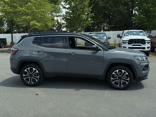 Sting-Gray Clearcoat 2024 Jeep Compass Limited