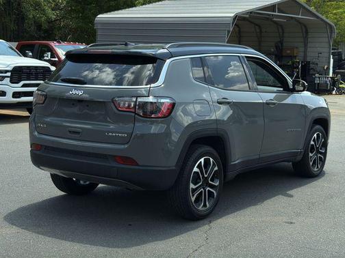 Sting-Gray Clearcoat 2024 Jeep Compass Limited