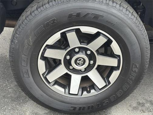 2024 Toyota 4Runner TRD Off Road