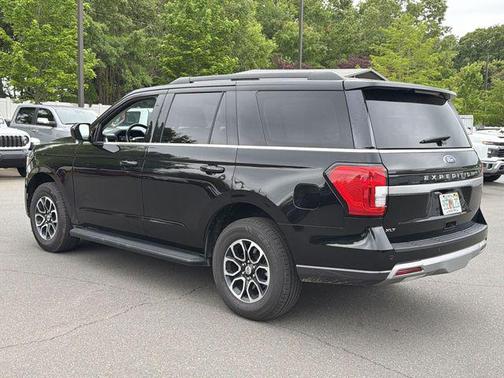 Black Metallic 2024 Ford Expedition XLT