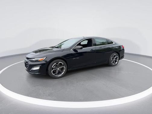Mosaic Black Metallic 2023 Chevrolet Malibu FWD 1LT