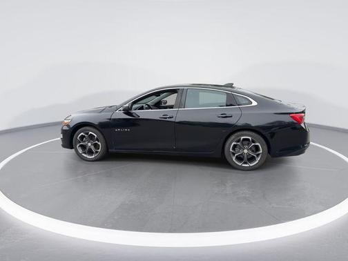Mosaic Black Metallic 2023 Chevrolet Malibu FWD 1LT