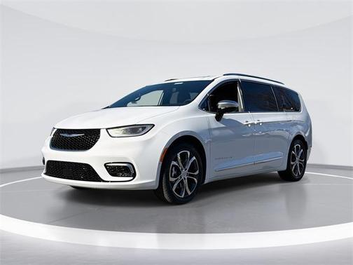 2026 Chrysler Pacifica L