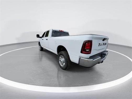 2026 RAM 2500 Tradesman Crew Cab 4x4 8' Box