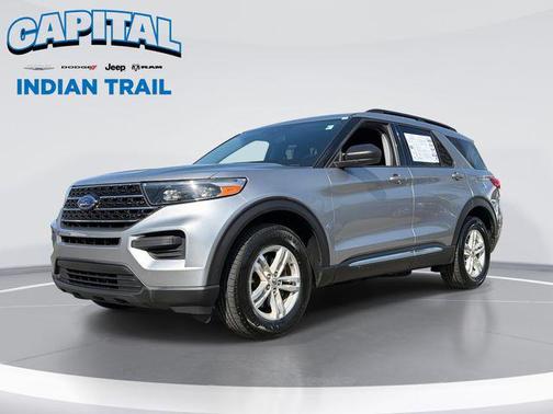 Iconic Silver Metallic 2021 Ford Explorer XLT