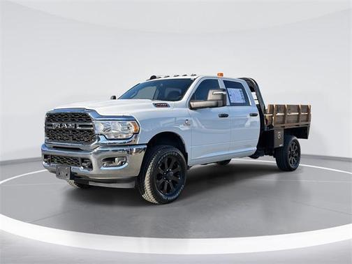 2024 RAM 2500 Tradesman Crew Cab 4x4 8' Box