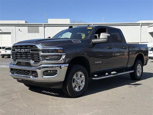 2025 RAM 2500 Big Horn Crew Cab 4x4 6'4' Box