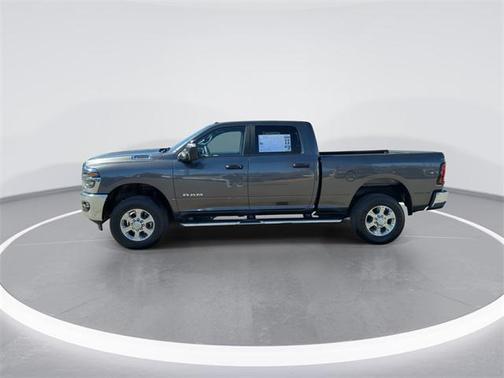 2025 RAM 2500 Big Horn Crew Cab 4x4 6'4' Box
