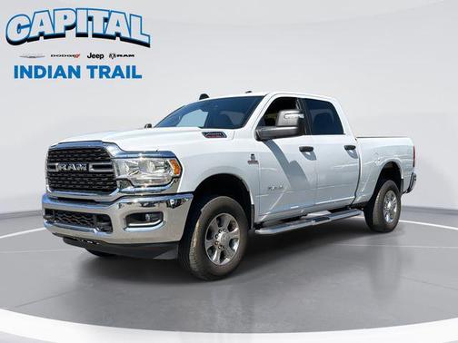 Bright White Clearcoat 2024 RAM 2500 Big Horn Crew Cab 4x4 6'4' Box