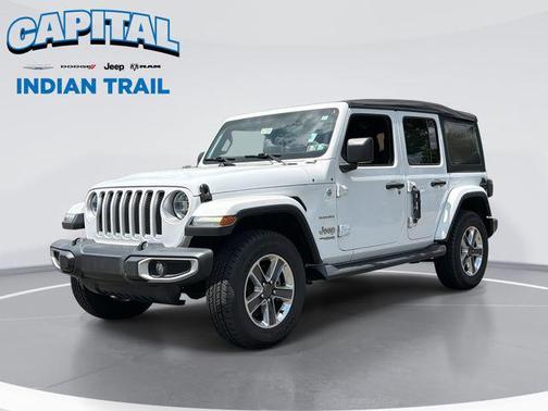 Bright White Clearcoat 2021 Jeep Wrangler Unlimited Sahara