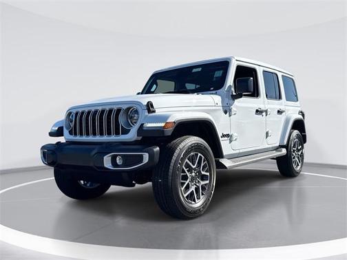2026 Jeep Wrangler 4-Door Sahara 4x4
