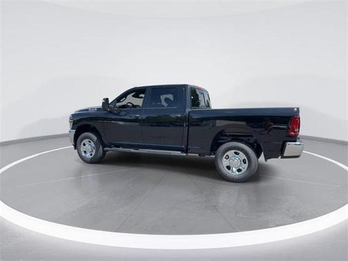 2025 RAM 2500 Tradesman Crew Cab 4x4 6'4' Box