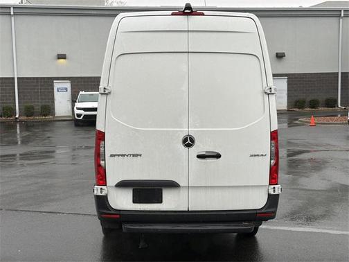 2021 Mercedes-Benz Sprinter 2500 Crew 170 WB
