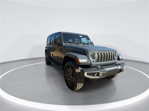 2026 Jeep Wrangler 4-Door Sahara 4x4