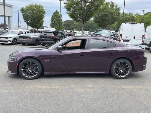 Hellraisin 2022 Dodge Charger R/T Scat Pack