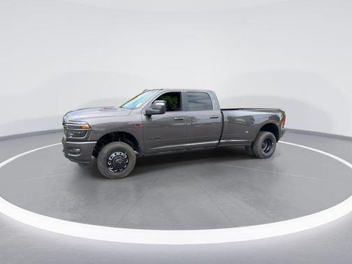 Granite Crystal Metallic Clearcoat 2026 RAM 3500 Laramie Crew Cab 4x4 8' Box